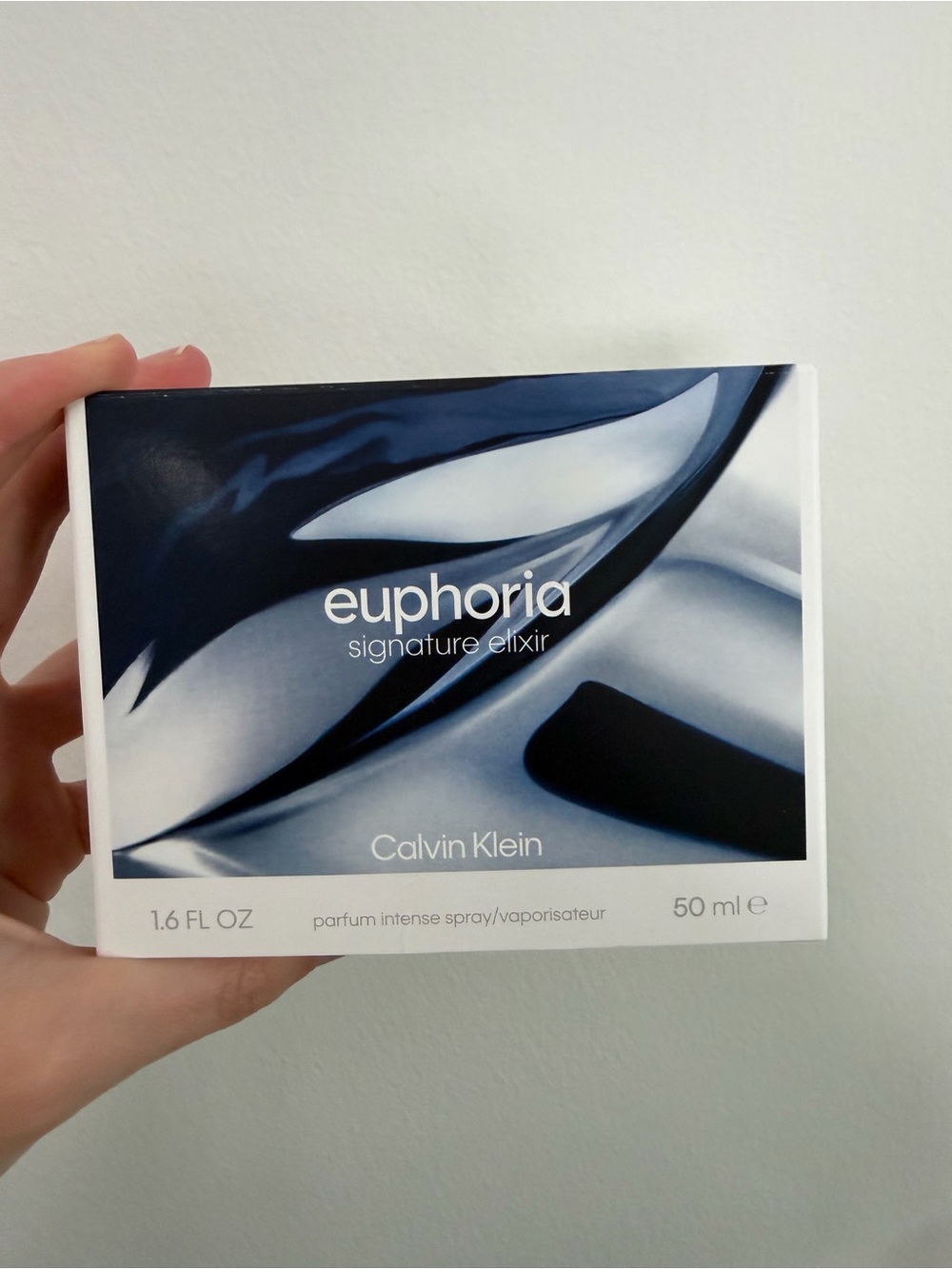 Calvin Klein Euphoria Signature Elixir men Women Skincare - Navy/White